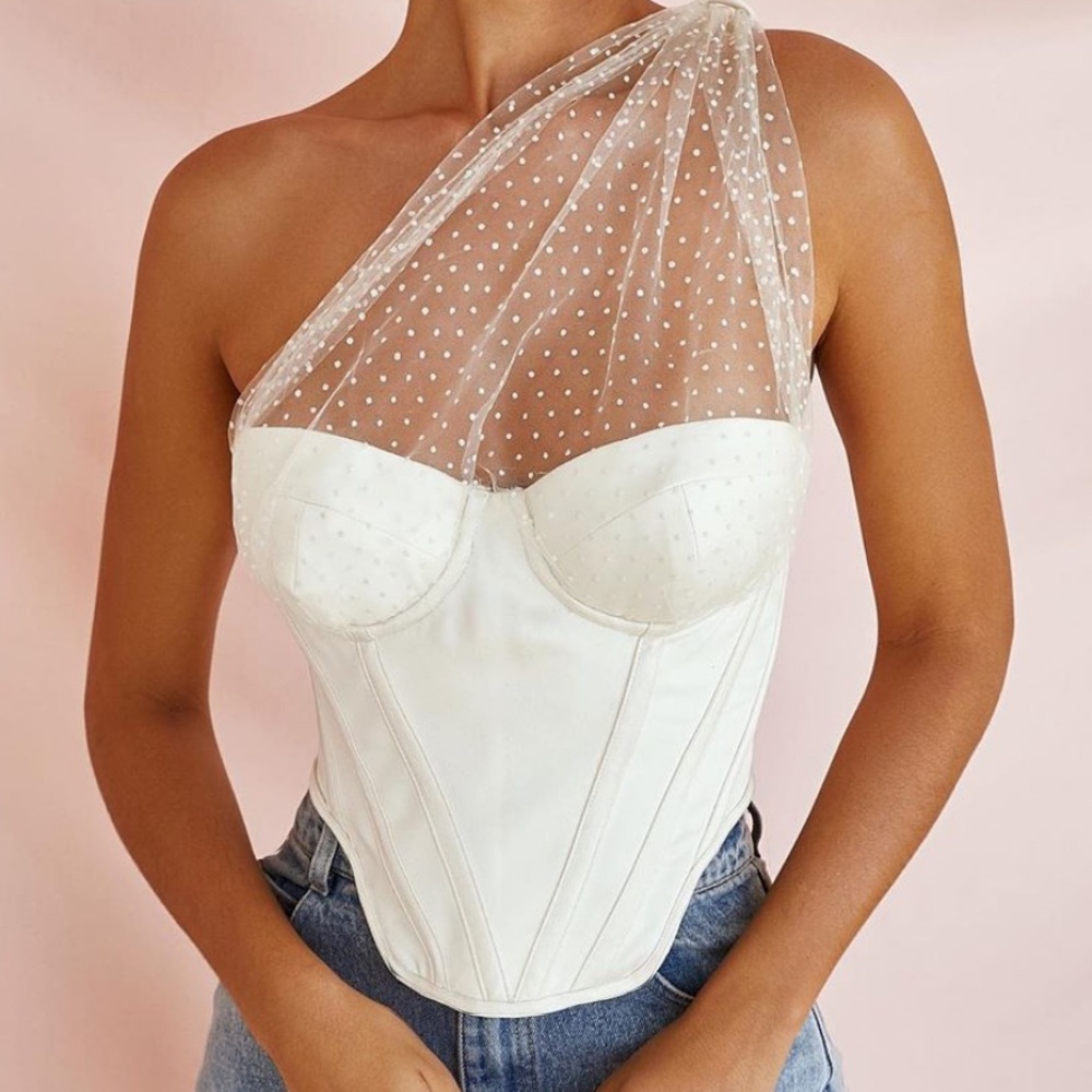 House of CB top